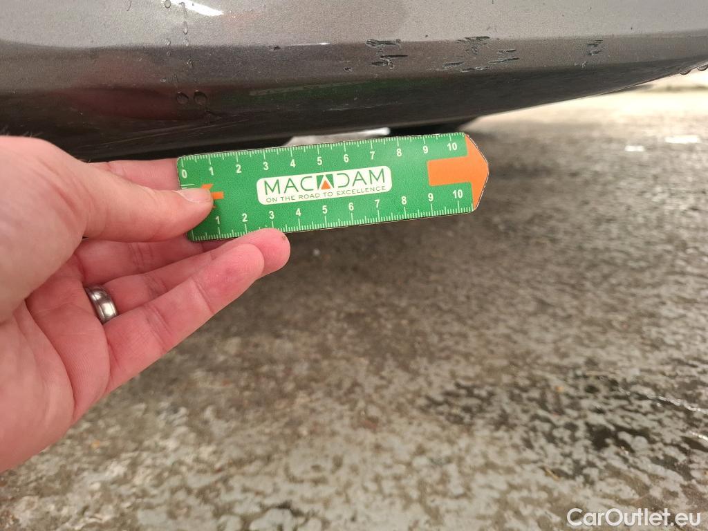  Audi  A4  Avant 35 TDI Business Line 2.0 TDI 165CV BVA7 E6d #2