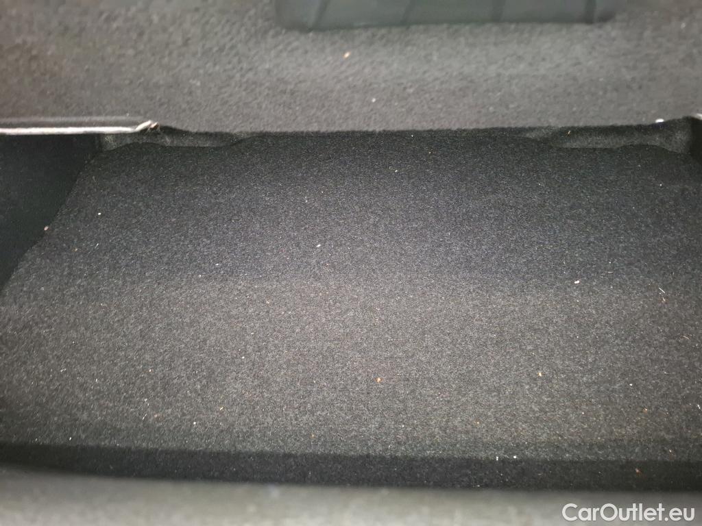  Bmw  X2 Série  sDrive 16d Lounge 1.5 115CV BVA7 E6d #2