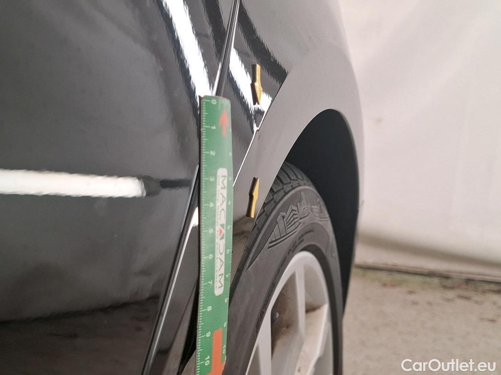  Audi  A4  Avant 35 TDI S Line 2.0 TDI 165CV BVA7 E6d #5