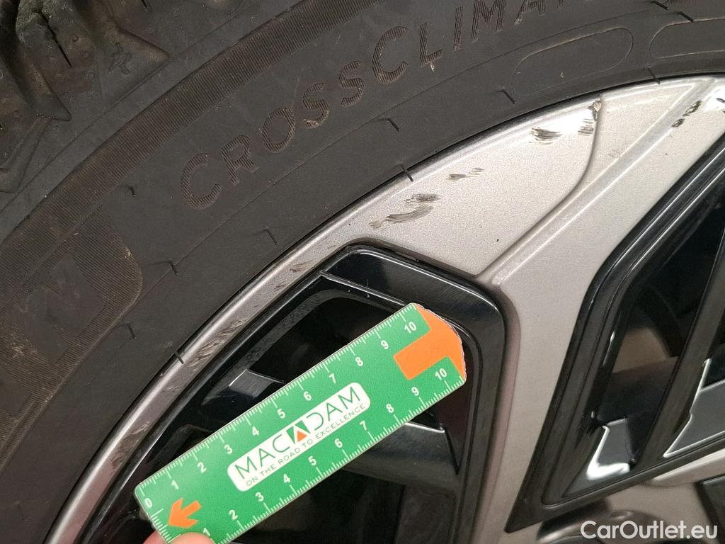  Citroen  C4  Berline Feel Pack 1.2 PureTech 130CV BVA8 6E #20