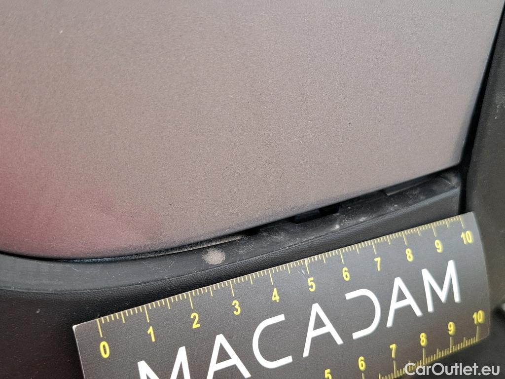  Citroen  C4  Berline Feel 1.5 BlueHDI 110CV BVM6 E6d #32