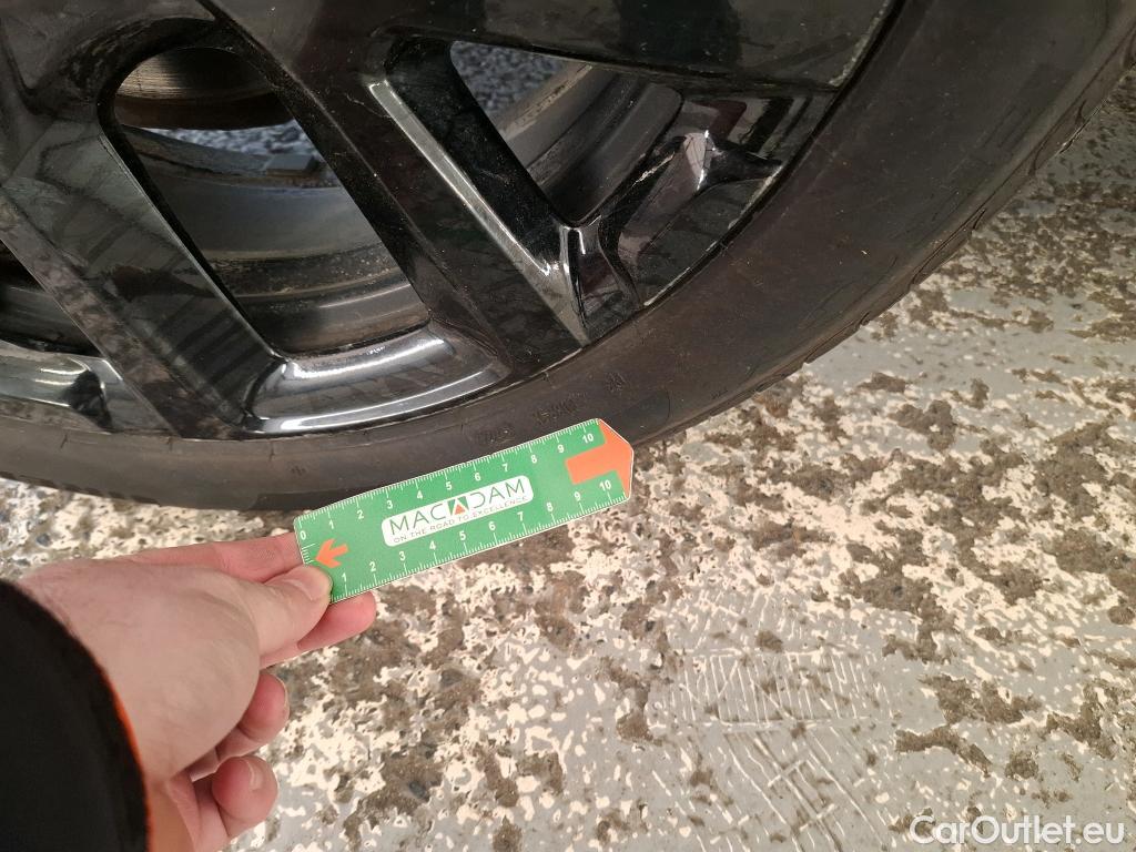  Citroen  C5 Aircross CITROEN  / 2022 / 5P / SUV BlueHDi 130 S&S EAT8 Shine Pack #29