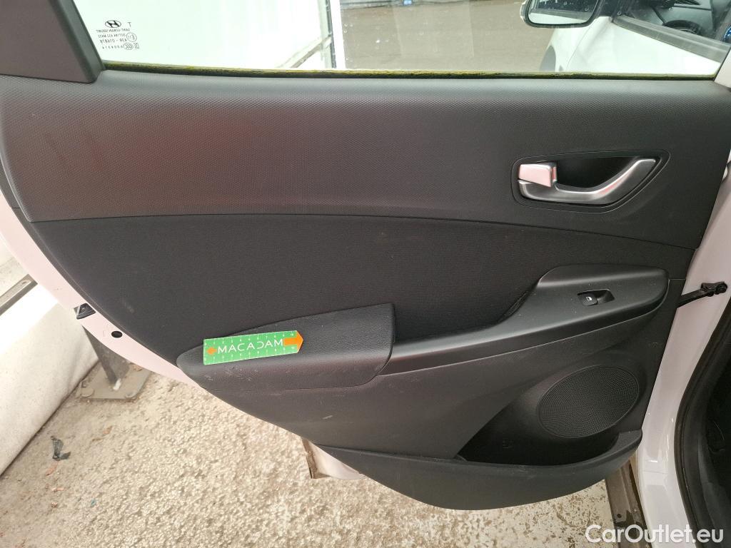  Hyundai  Konna HYUNDAI Kona / 2020 / 5P / SUV 1.0 T-GDI 120 MHEV 48V BUSINESS #56