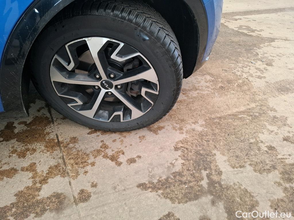  KIA  Sportage KIA  / 2021 / 5P / SUV 1.6 T-GDI 150 MHEV DCT7 DESIGN #4