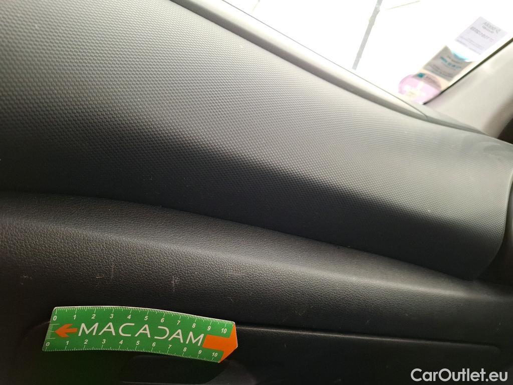  Hyundai  Konna HYUNDAI Kona / 2020 / 5P / SUV 1.0 T-GDI 120 MHEV 48V BUSINESS #114