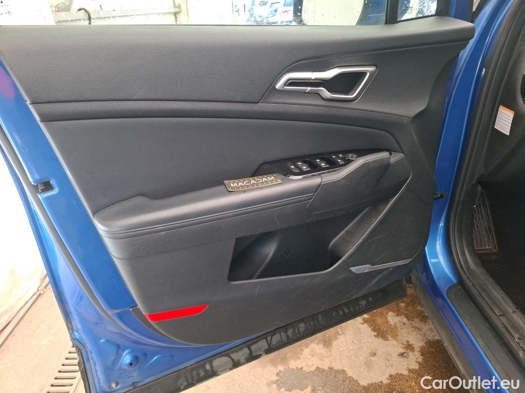  KIA  Sportage KIA  / 2021 / 5P / SUV 1.6 T-GDI 150 MHEV DCT7 DESIGN #9