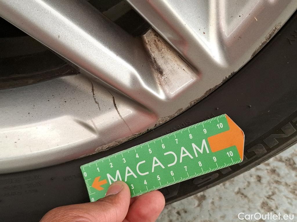  Hyundai  Konna HYUNDAI Kona / 2020 / 5P / SUV 1.0 T-GDI 120 MHEV 48V BUSINESS #51