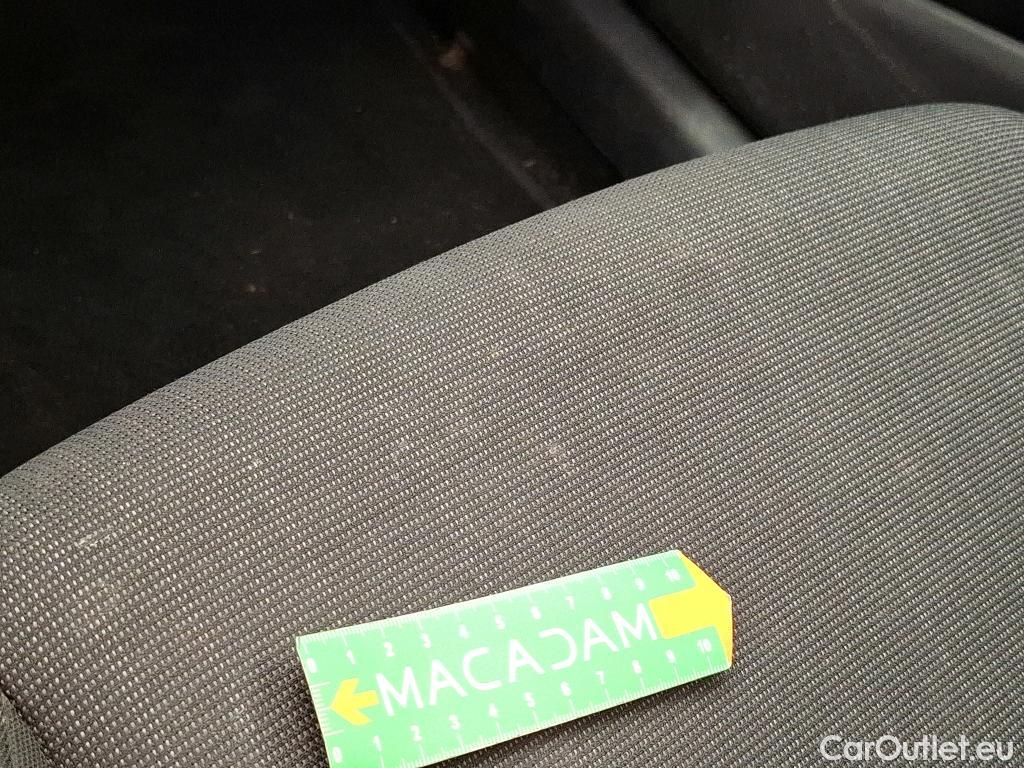  Hyundai  Konna HYUNDAI Kona / 2020 / 5P / SUV 1.0 T-GDI 120 MHEV 48V BUSINESS #82