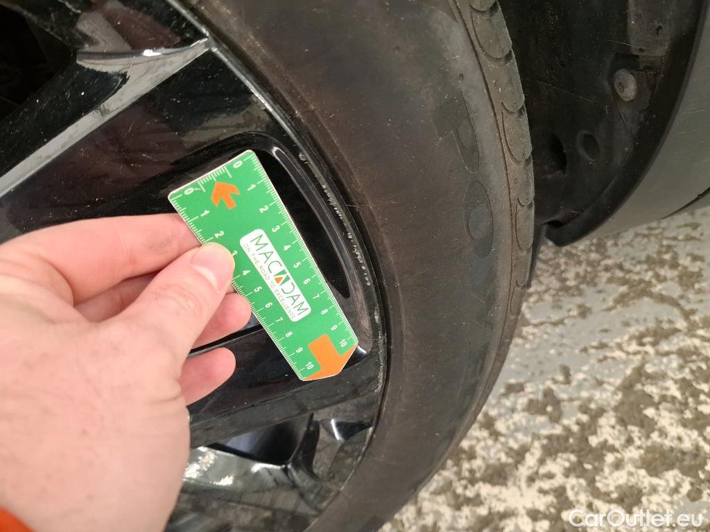  Citroen  C5 Aircross CITROEN  / 2022 / 5P / SUV BlueHDi 130 S&S EAT8 Shine Pack #28