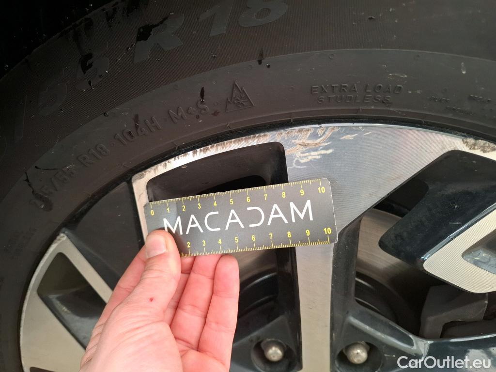  KIA  Sportage KIA  / 2021 / 5P / SUV 1.6 T-GDI 150 MHEV DCT7 DESIGN #6