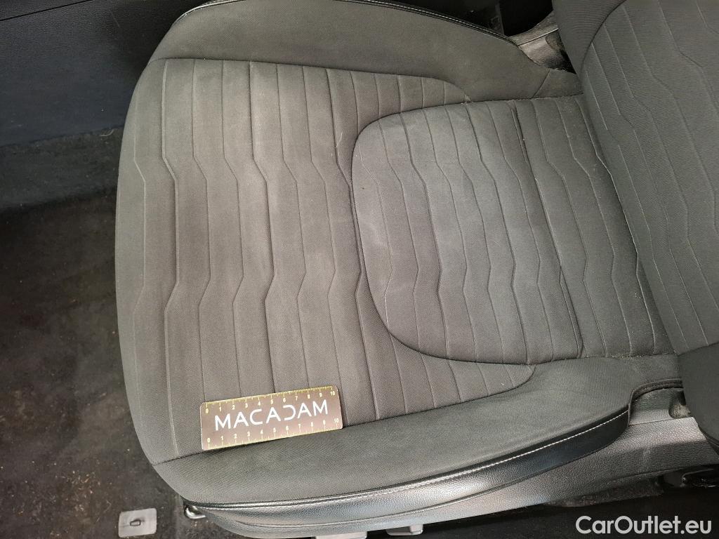  KIA  Sportage KIA  / 2021 / 5P / SUV 1.6 T-GDI 150 MHEV DCT7 DESIGN #22