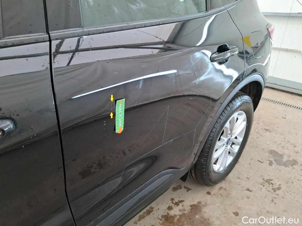  Ford  Kuga  Plug-In Hybrid Titanium 2.5 240CV BVA6 E6d #9