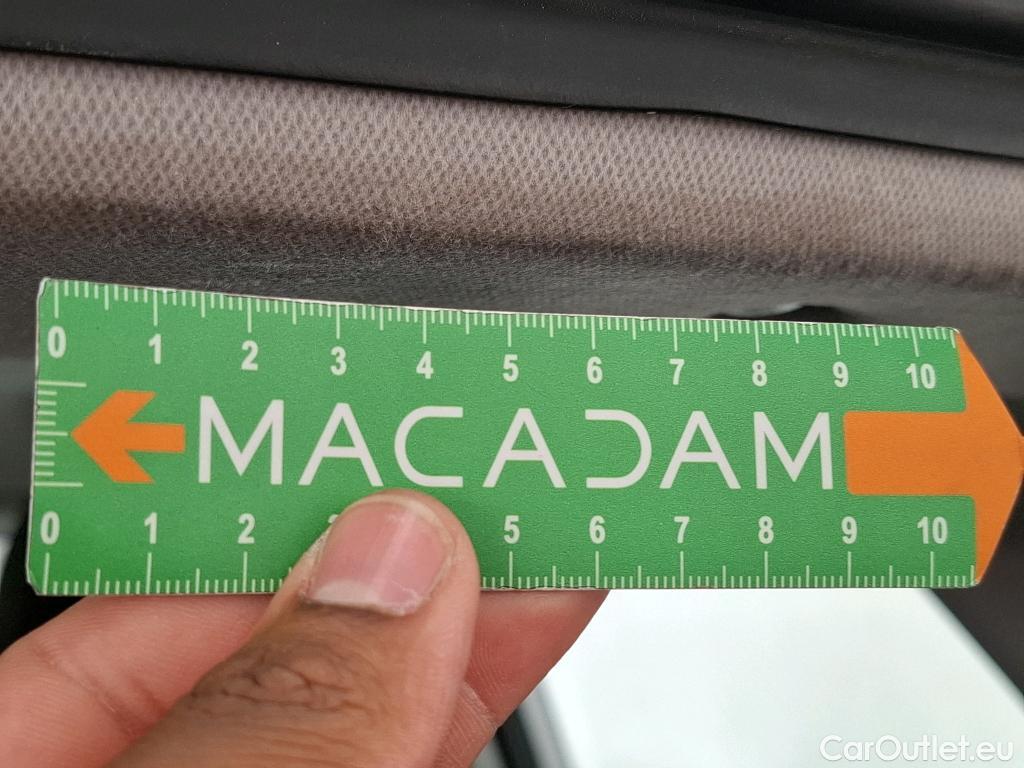  Hyundai  Konna HYUNDAI Kona / 2020 / 5P / SUV 1.0 T-GDI 120 MHEV 48V BUSINESS #93