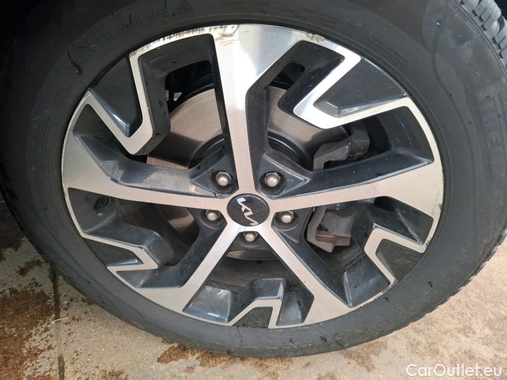  KIA  Sportage KIA  / 2021 / 5P / SUV 1.6 T-GDI 150 MHEV DCT7 DESIGN #5