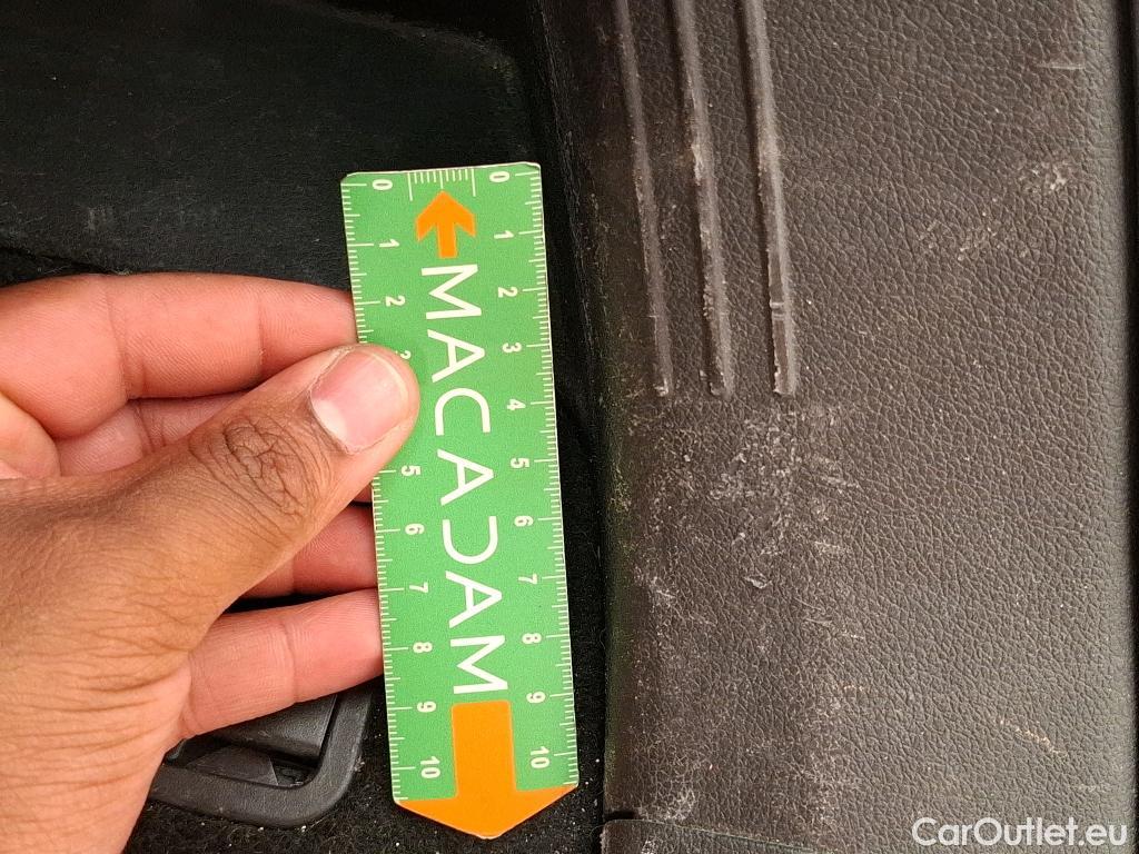  Hyundai  Konna HYUNDAI Kona / 2020 / 5P / SUV 1.0 T-GDI 120 MHEV 48V BUSINESS #68