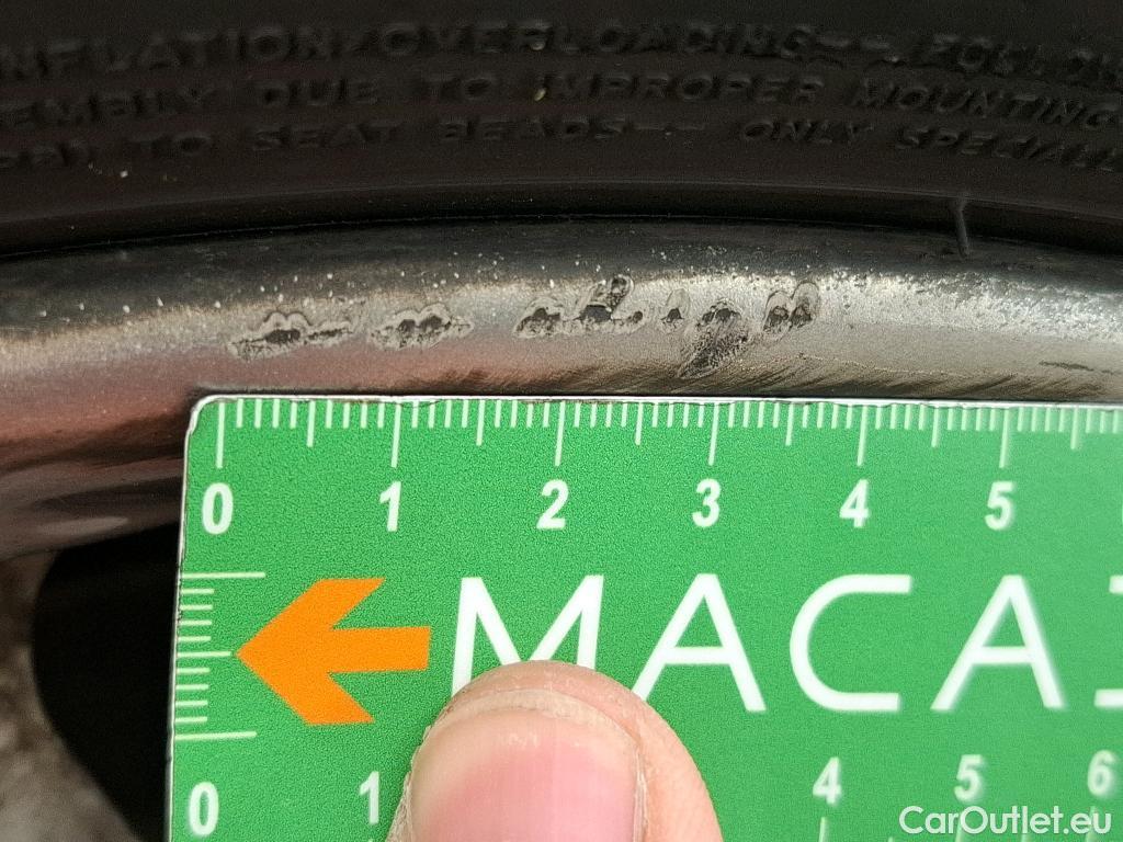  Hyundai  Konna HYUNDAI Kona / 2020 / 5P / SUV 1.0 T-GDI 120 MHEV 48V BUSINESS #48