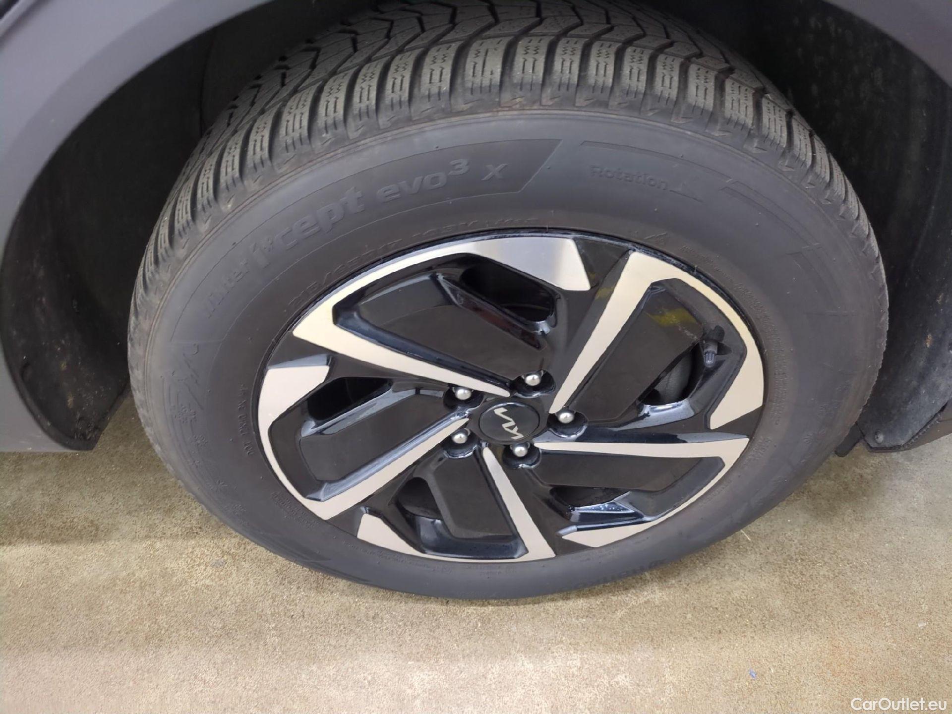  KIA  Sportage  Active Hybrid 1.6 T-GDi 230CV BVA6 E6d #17