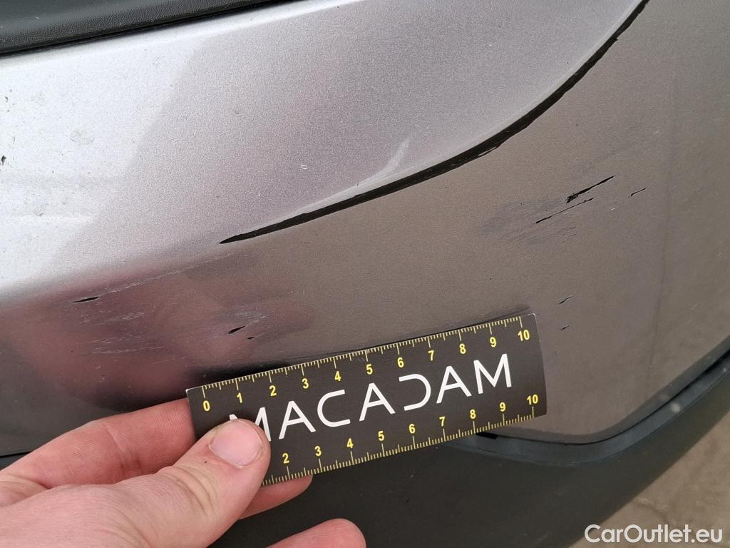  Citroen  C4  Berline Feel 1.5 BlueHDI 110CV BVM6 E6d #18