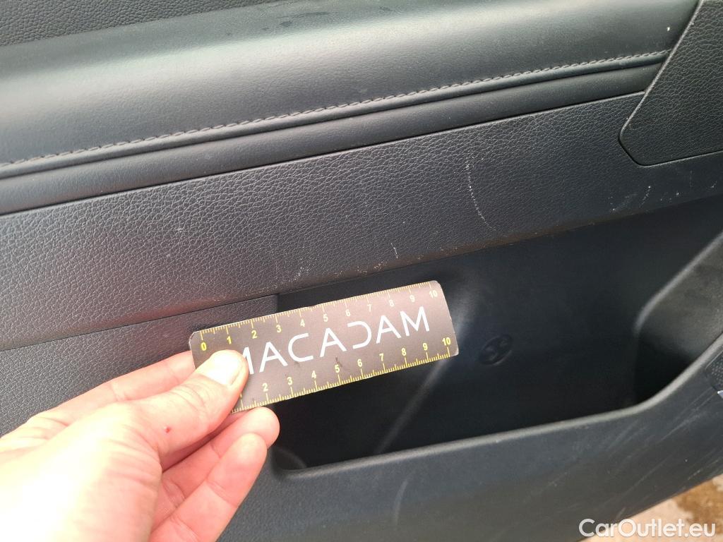  KIA  Sportage KIA  / 2021 / 5P / SUV 1.6 T-GDI 150 MHEV DCT7 DESIGN #12