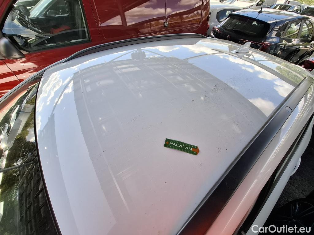  Hyundai  Konna HYUNDAI Kona / 2020 / 5P / SUV 1.0 T-GDI 120 MHEV 48V BUSINESS #25