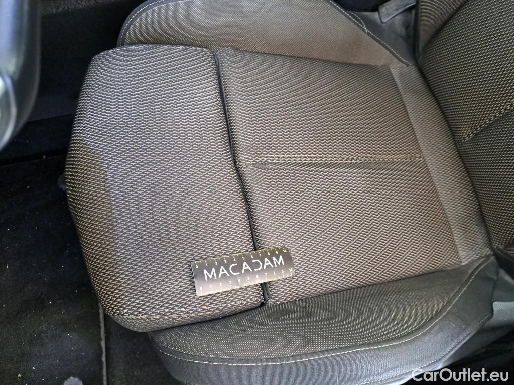  DS  DS7 7 Crossback Business 2.0 BlueHDi 180CV BVA8 E6d #26