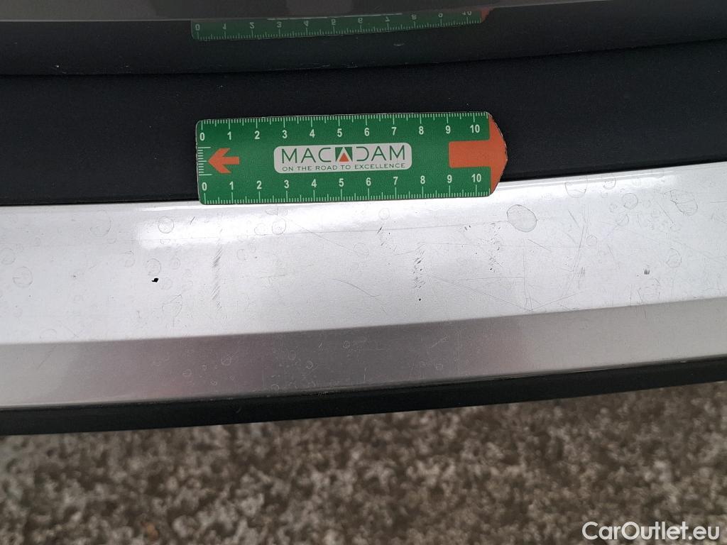  Peugeot  2008  Allure Business 1.5 HDi 130CV BVA8 E6d #13