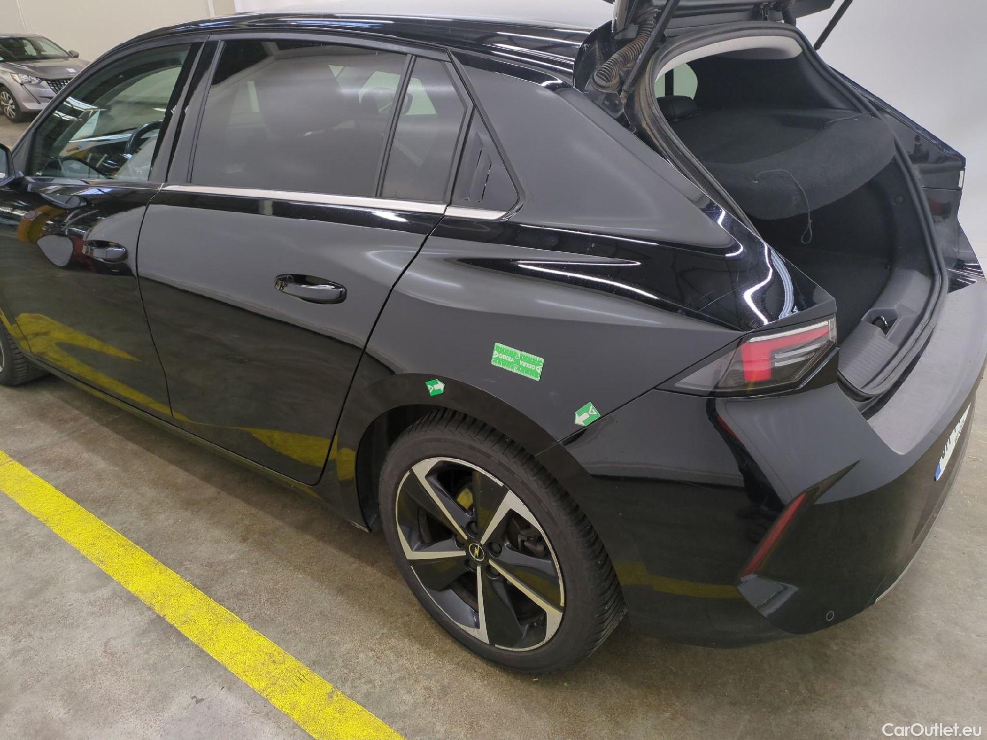  Opel  Astra  Berline 5-pt. Elegance Business 1.5 130CV BVA8 6E #39