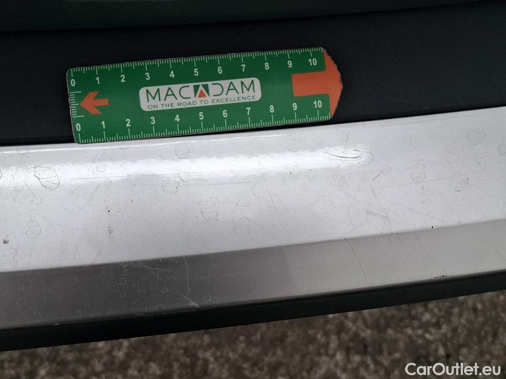  Peugeot  2008  Allure Business 1.5 HDi 130CV BVA8 E6d #14