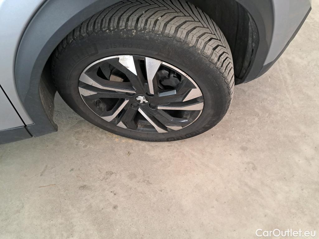  Peugeot  2008  Allure Pack 1.5 HDi 110CV BVM6 E6d #17