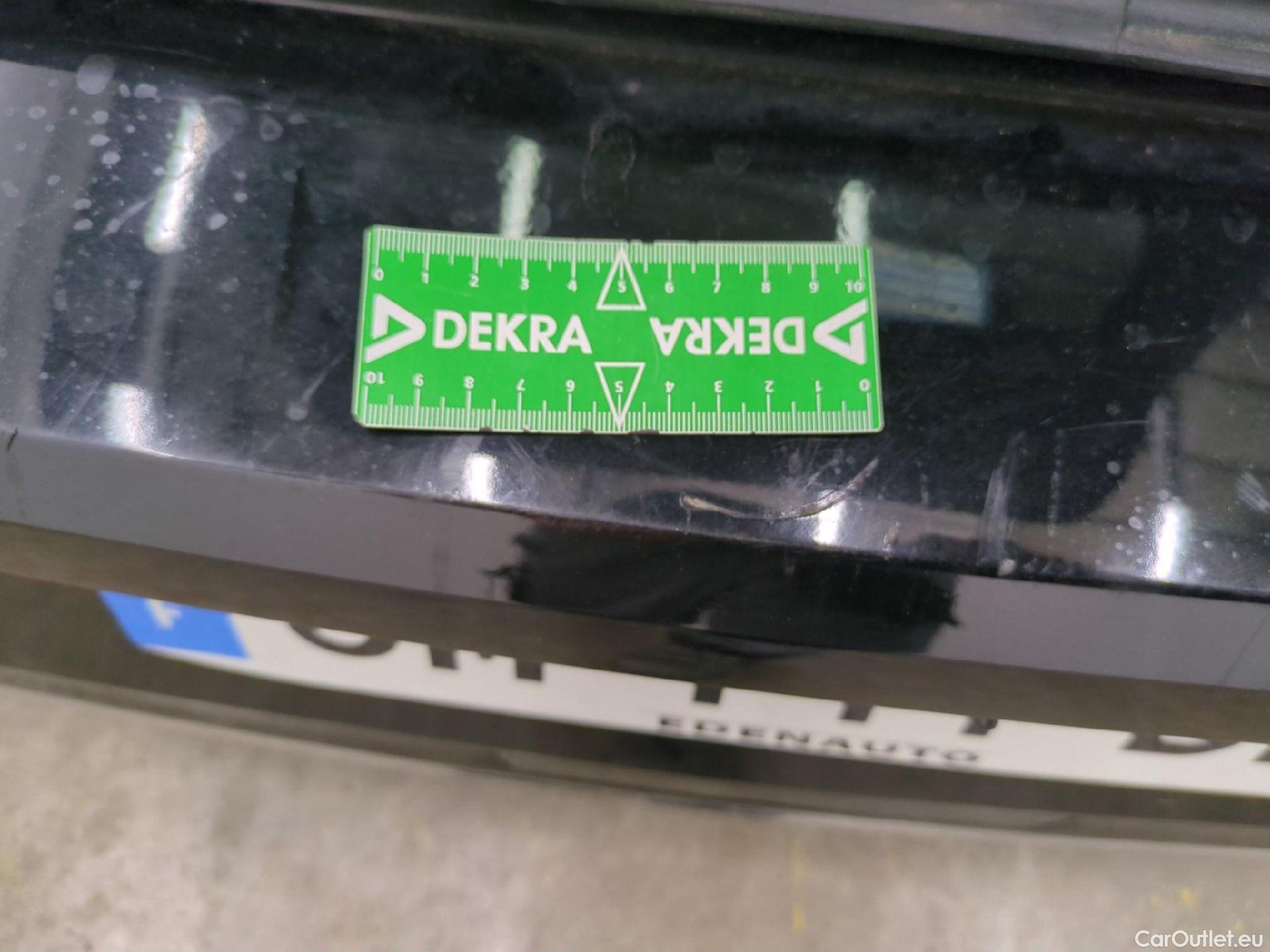  Opel  Astra  Berline 5-pt. Elegance Business 1.5 130CV BVA8 6E #43