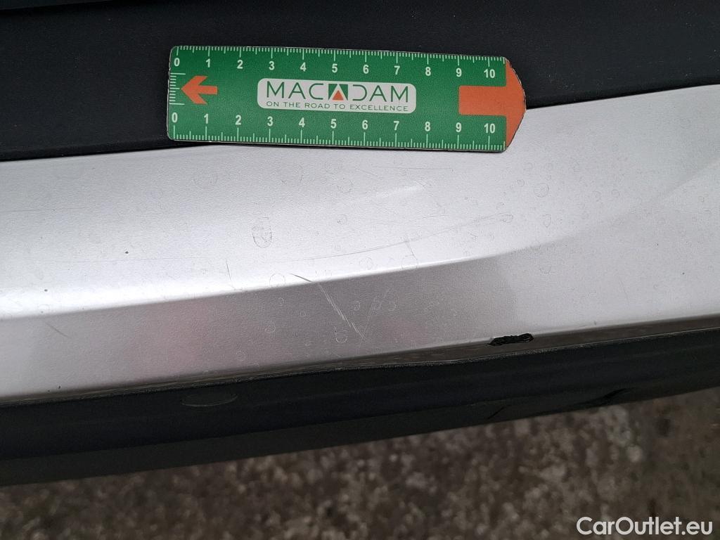  Peugeot  2008  Allure Business 1.5 HDi 130CV BVA8 E6d #15