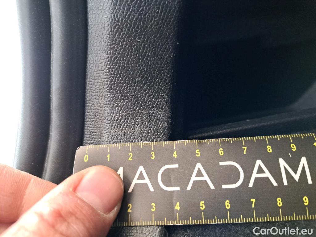  Peugeot  2008  Allure Pack 1.5 HDi 110CV BVM6 E6d #4