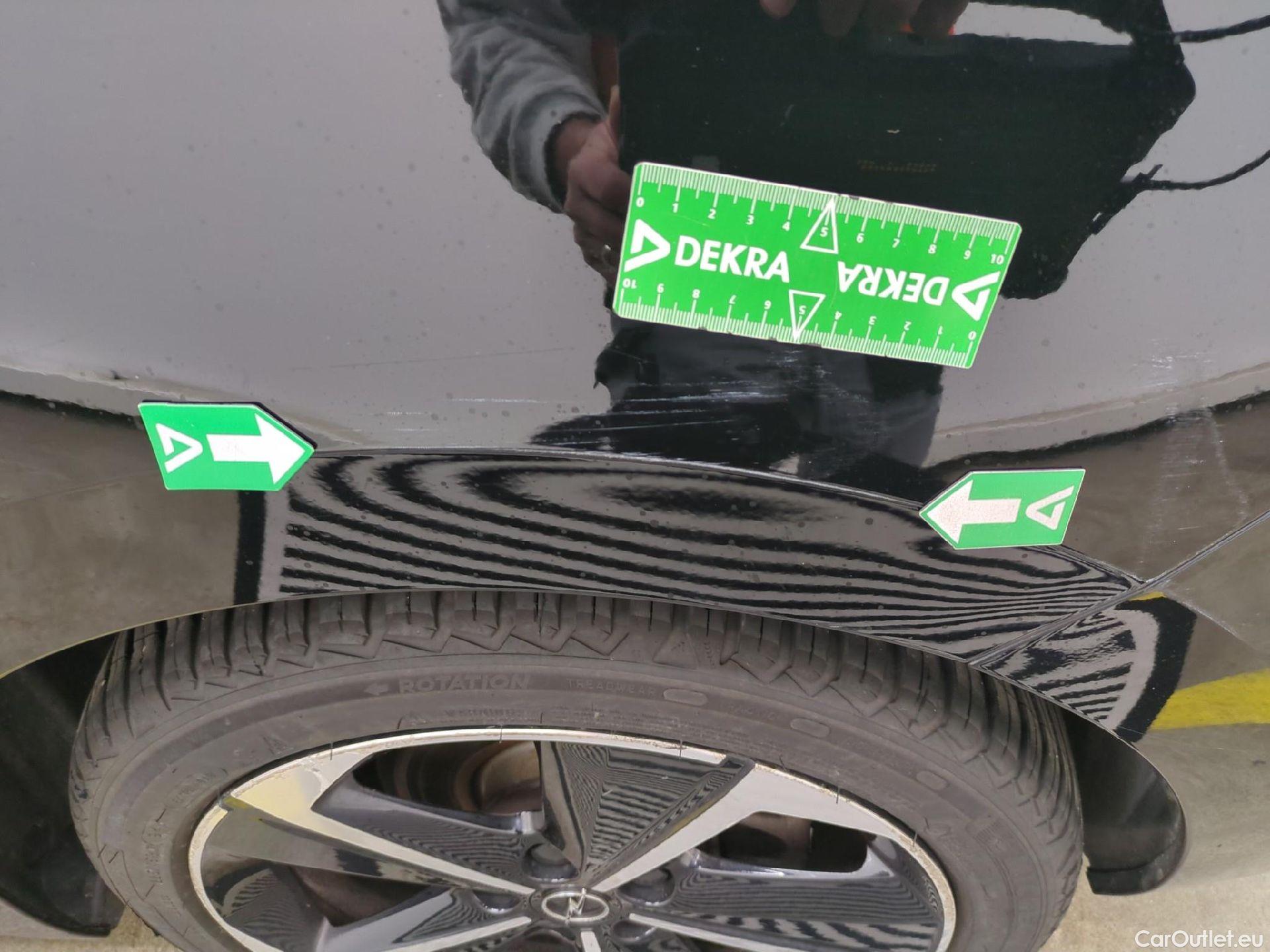  Opel  Astra  Berline 5-pt. Elegance Business 1.5 130CV BVA8 6E #38