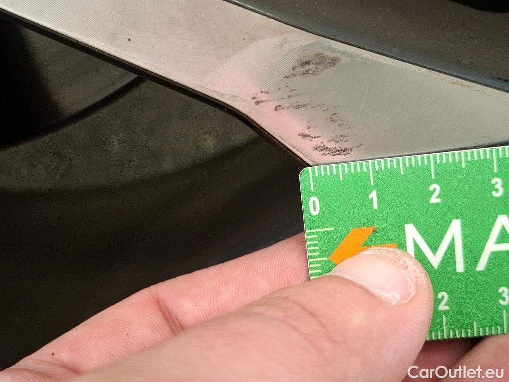  Peugeot  2008  Allure Pack 1.5 HDi 130CV BVA8 E6d #37