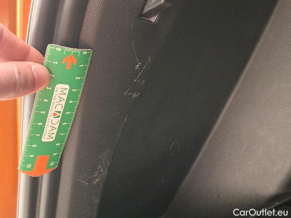  Peugeot  2008  Allure Business 1.5 HDi 110CV BVM6 E6d #13