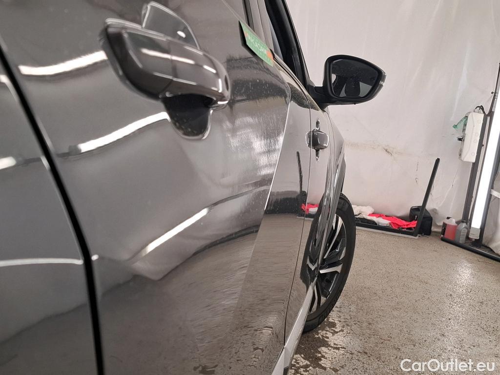  Peugeot  2008  Allure 1.5 HDi 130CV BVA8 E6d #21