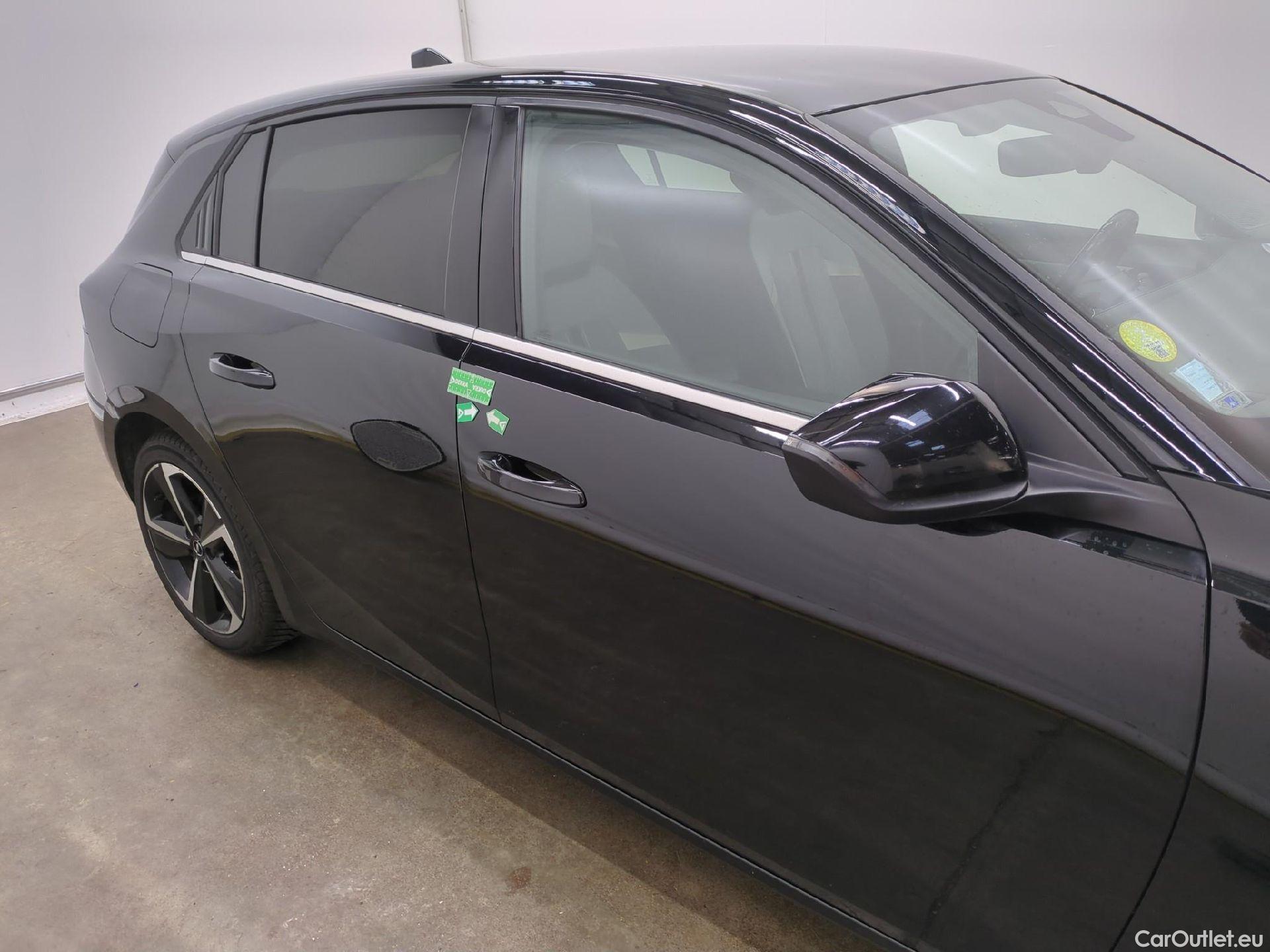  Opel  Astra  Berline 5-pt. Elegance Business 1.5 130CV BVA8 6E #50