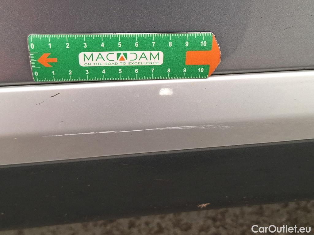  Peugeot  2008  Allure Business 1.5 HDi 130CV BVA8 E6d #10