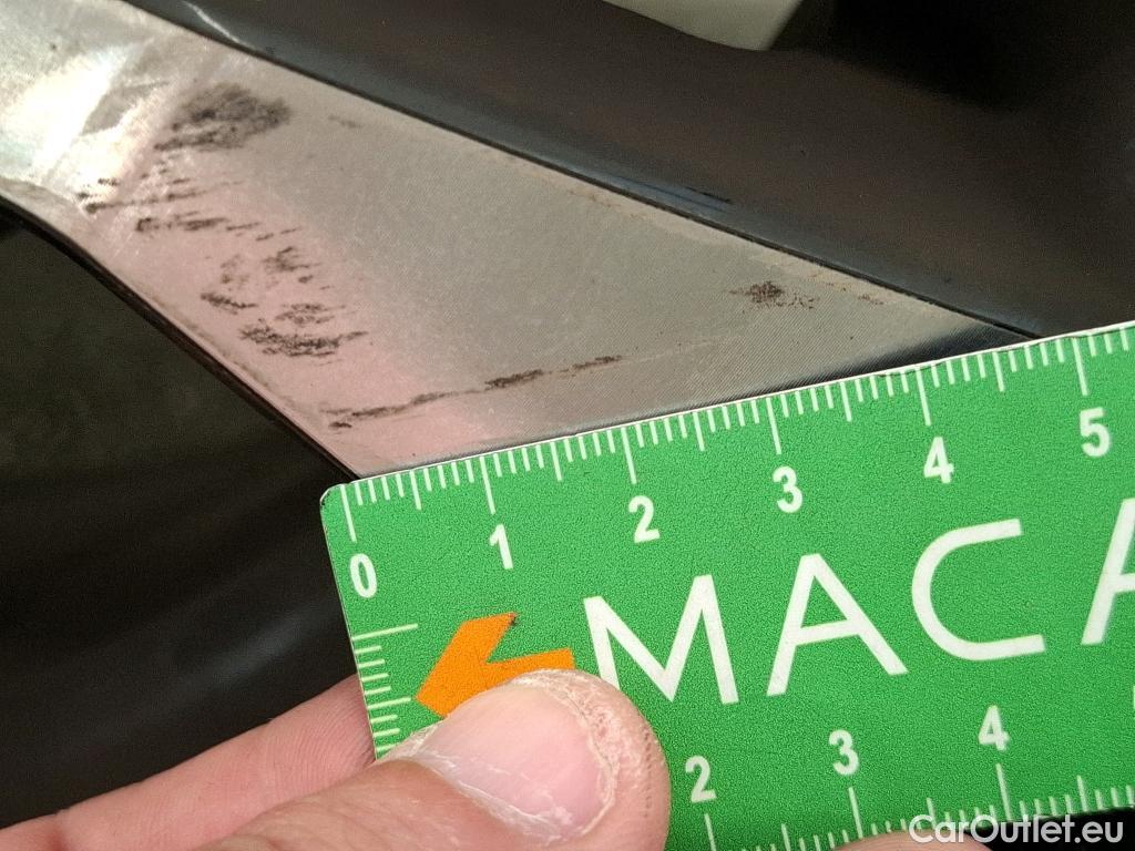  Peugeot  2008  Allure Pack 1.5 HDi 130CV BVA8 E6d #36