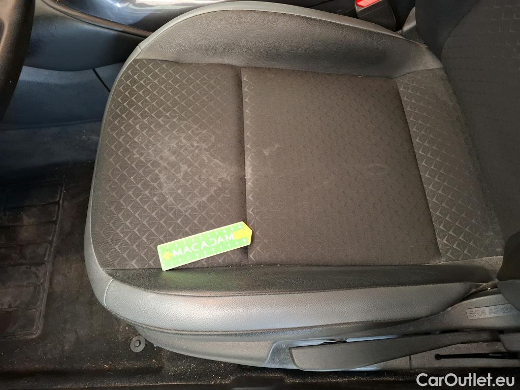  Nissan  Juke NISSAN  / 2019 / 5P / Crossover DIG-T 114 DCT N-Connecta #18