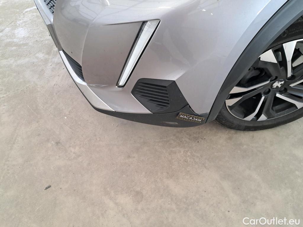  Peugeot  2008  Allure Pack 1.5 HDi 110CV BVM6 E6d #10