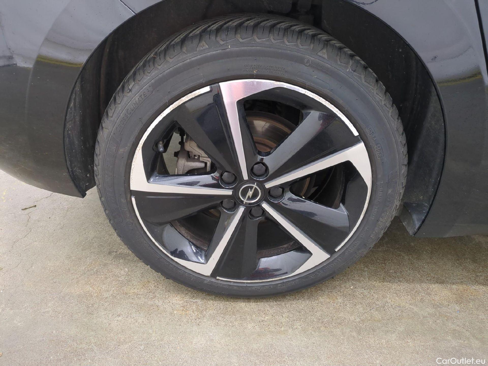  Opel  Astra  Berline 5-pt. Elegance Business 1.5 130CV BVA8 6E #22