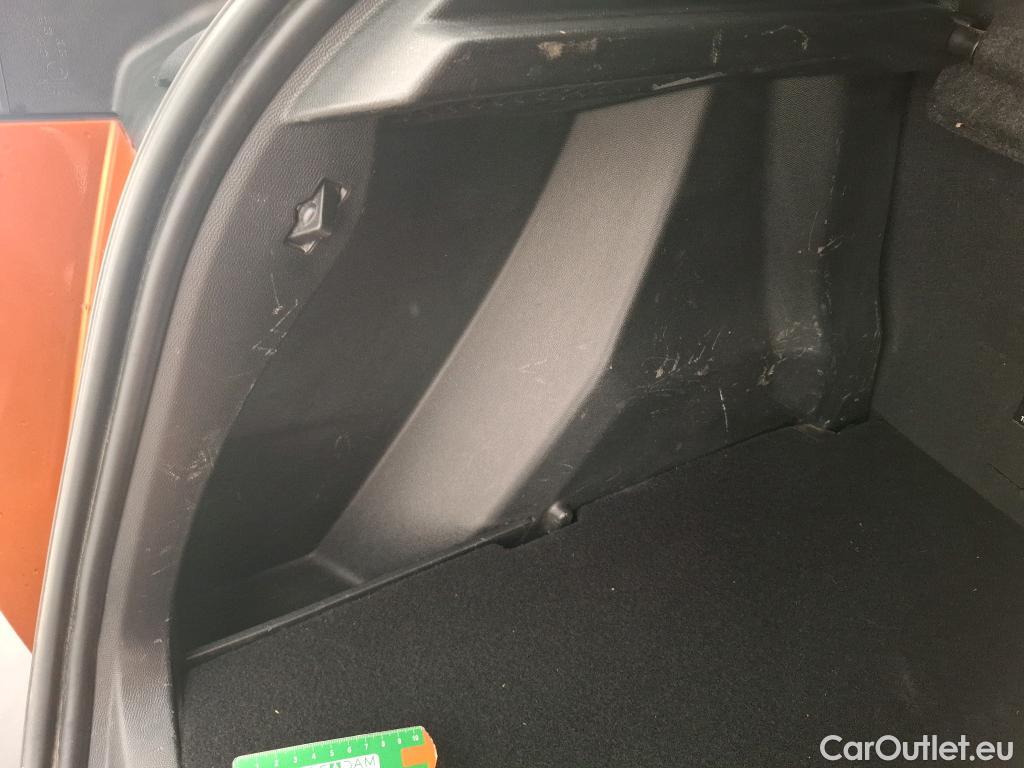  Peugeot  2008  Allure Business 1.5 HDi 110CV BVM6 E6d #12