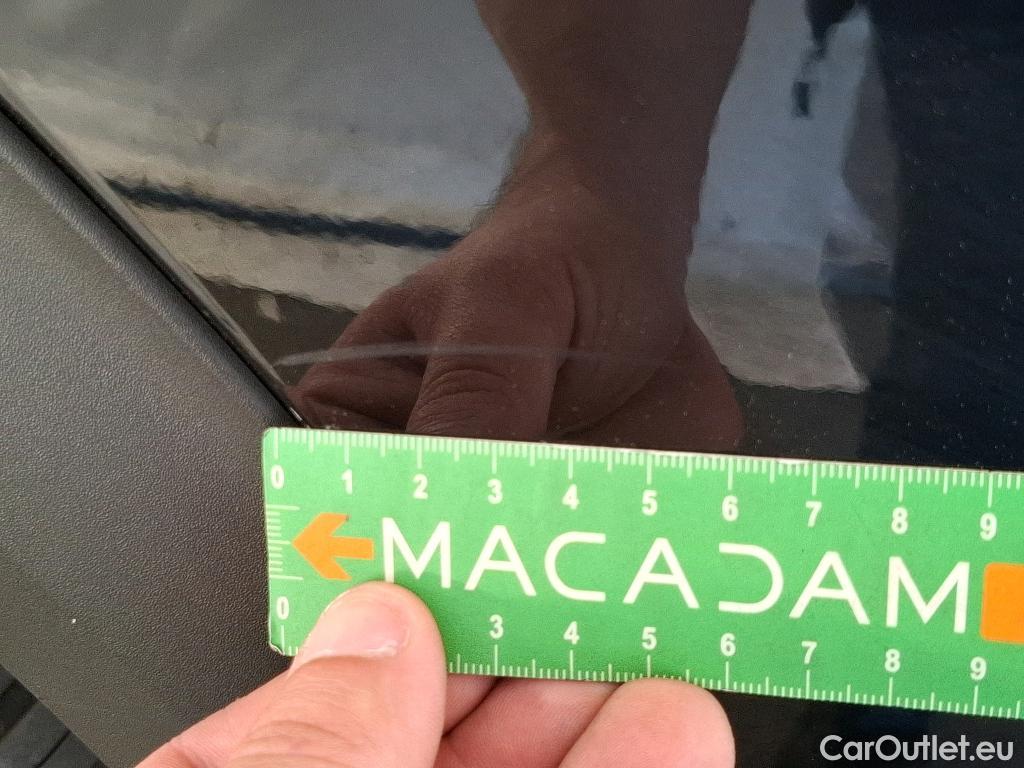  Peugeot  2008  Allure Pack 1.5 HDi 130CV BVA8 E6d #14