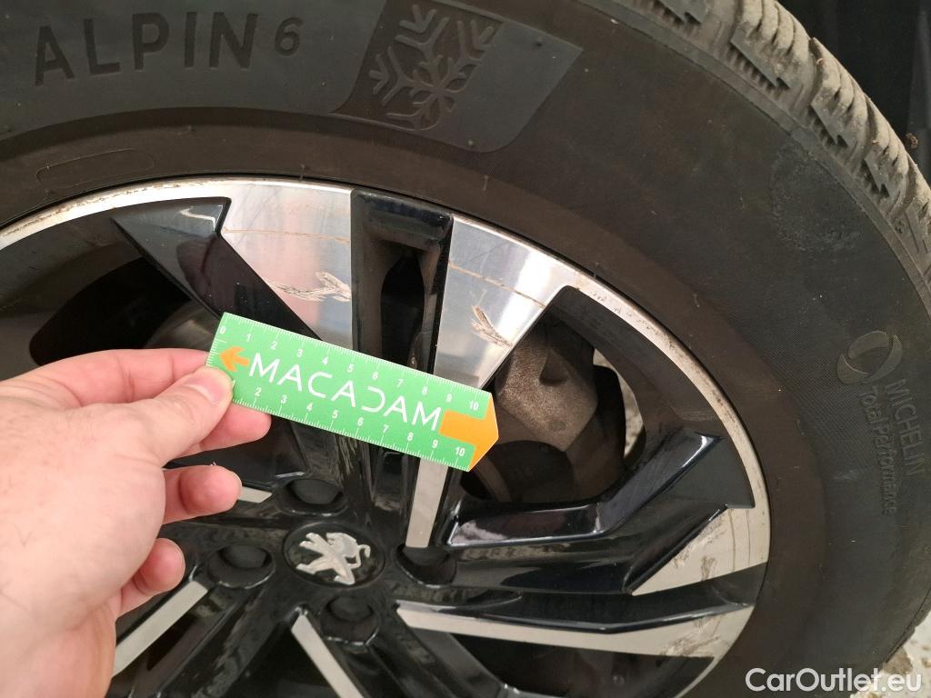  Peugeot  2008  Allure 1.5 HDi 130CV BVA8 E6d #7