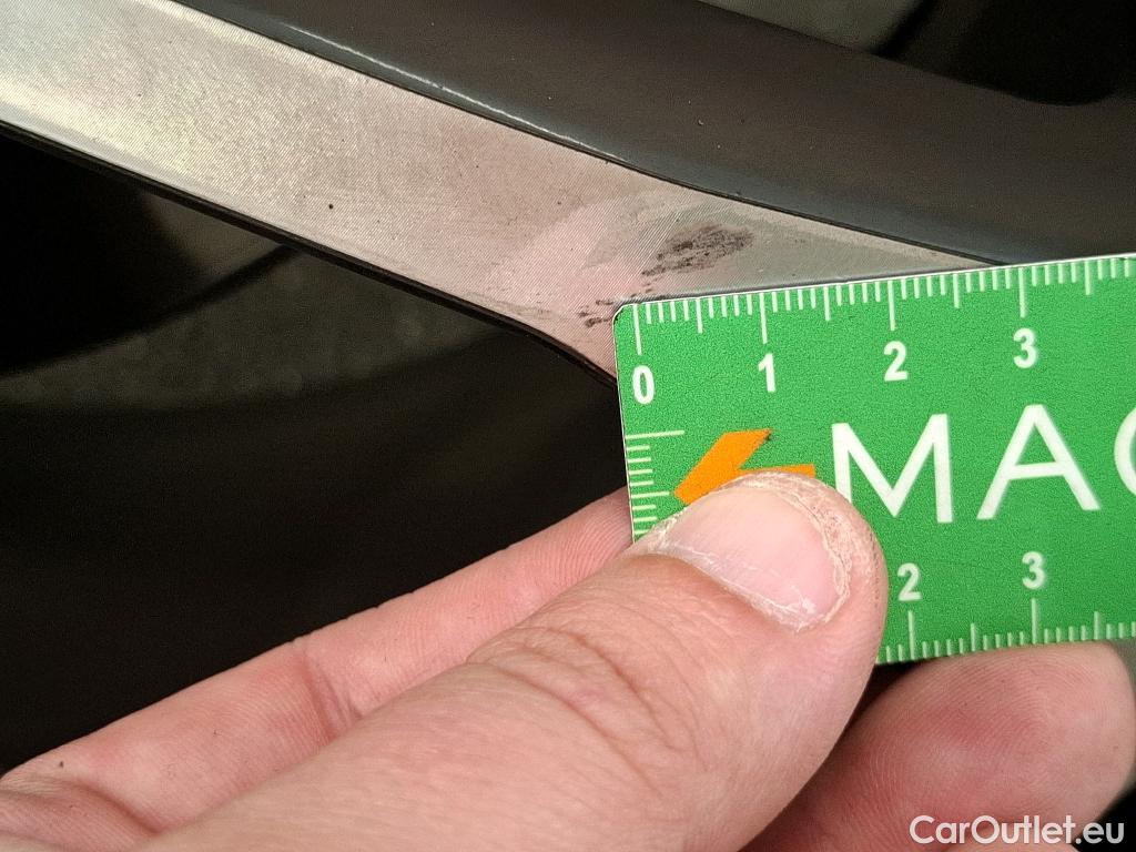  Peugeot  2008  Allure Pack 1.5 HDi 130CV BVA8 E6d #39