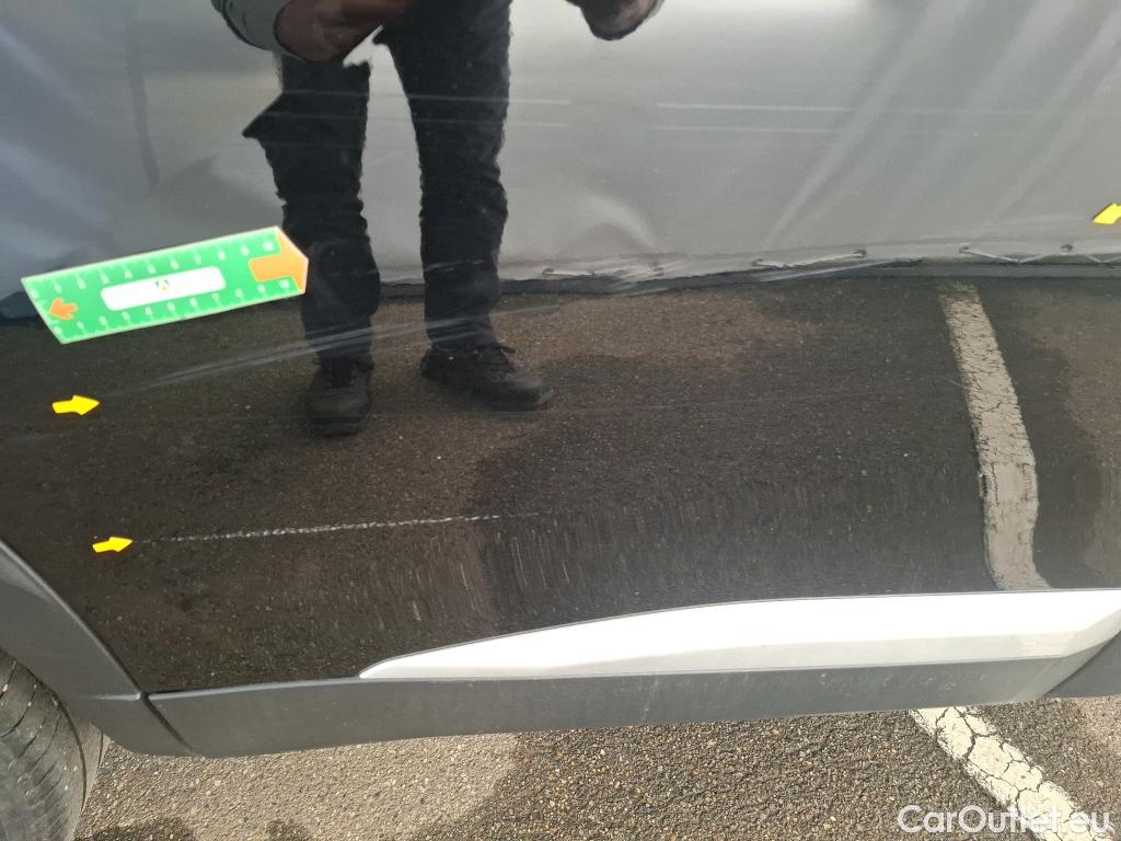  Peugeot  2008 PEUGEOT  / 2019 / 5P / Crossover PureTech 130 S&S EAT8 GT PACK #12