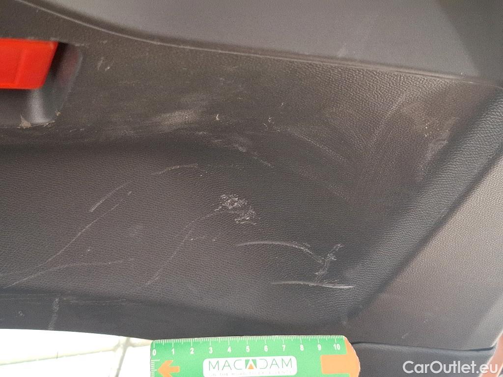  Peugeot  2008  Allure Business 1.5 HDi 110CV BVM6 E6d #16