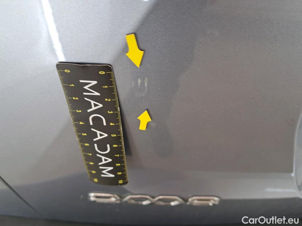  Peugeot  2008  Allure Pack 1.5 HDi 110CV BVM6 E6d #24