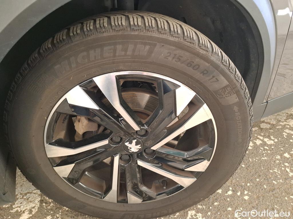  Peugeot  2008  Allure 1.5 HDi 130CV BVA8 E6d #26